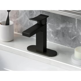 PELICAN Bath Deck Plate - Matte Black