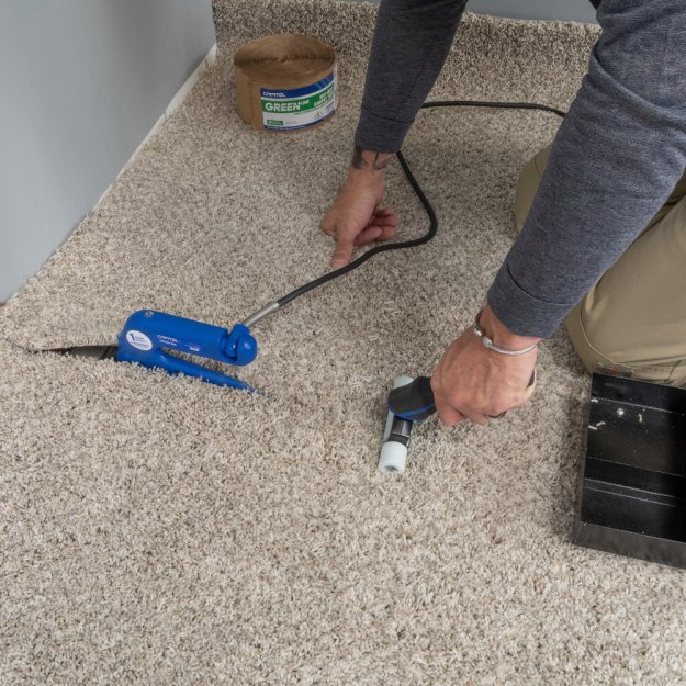 (image for) CAPITOL 110802 Smooth Wheel Cut Pile Seam Roller - 5"