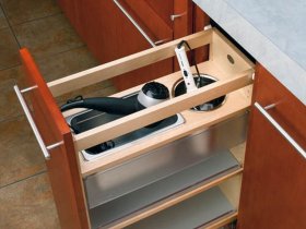 Rev-A-Shelf 445-VCG25-8 8" Vanity Base Cabinet Grooming Organizer w/Stainless Steel Bins - 8"W x 19"D x 25-1/2"H ( Natural/Stainless )