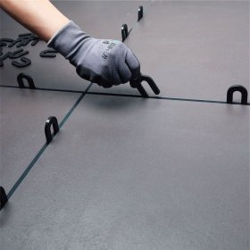 BIHUI HSB150 1/4" Black Horseshoe Tile Spacers - 150 Pack