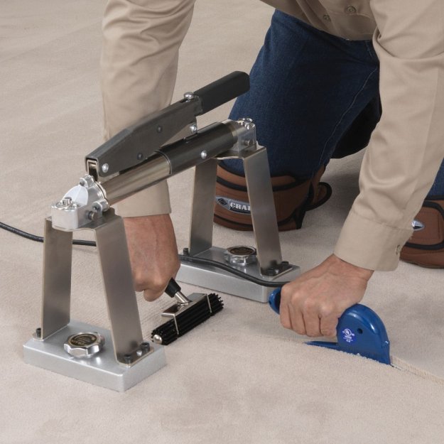 (image for) CRAIN 515 Mini-Stretcher w/Seam Repair Attachment