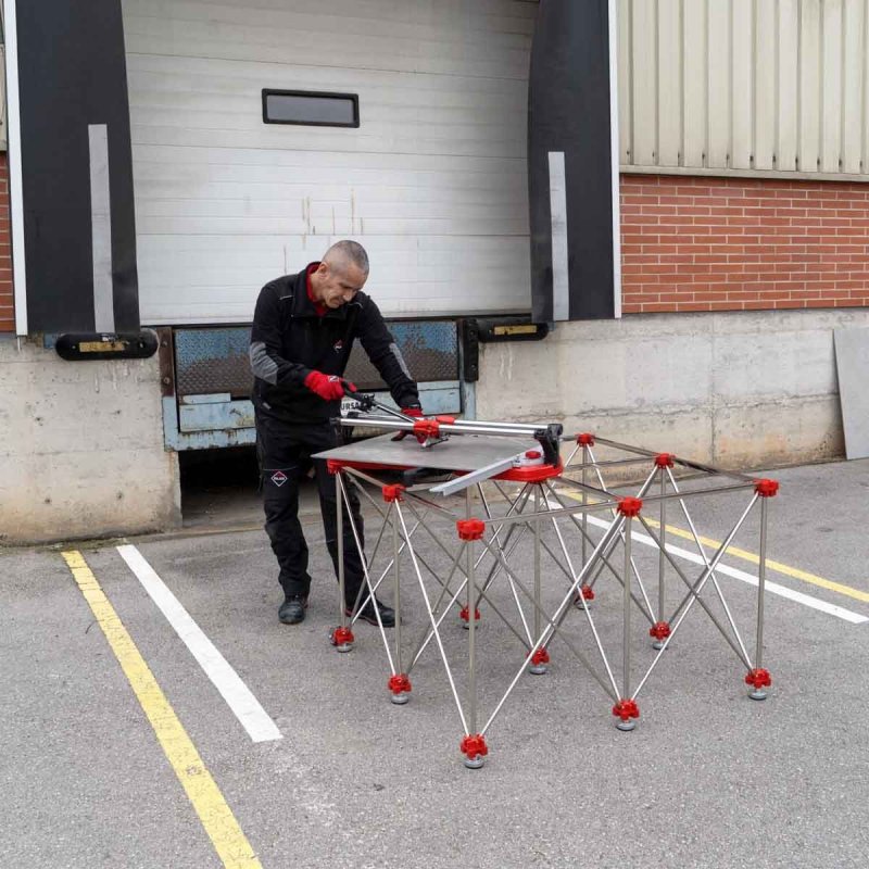 (image for) RUBI Retractable Worktables