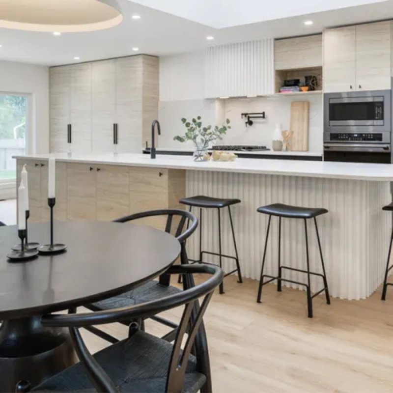 (image for) SOFLO 7" x 48" Luxury Vinyl Plank - 41410 Wynwood