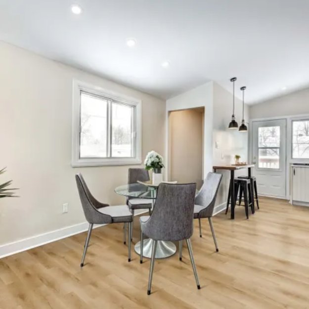 NIMBLE 7\" x 48\" Luxury Vinyl Plank - Sandbar